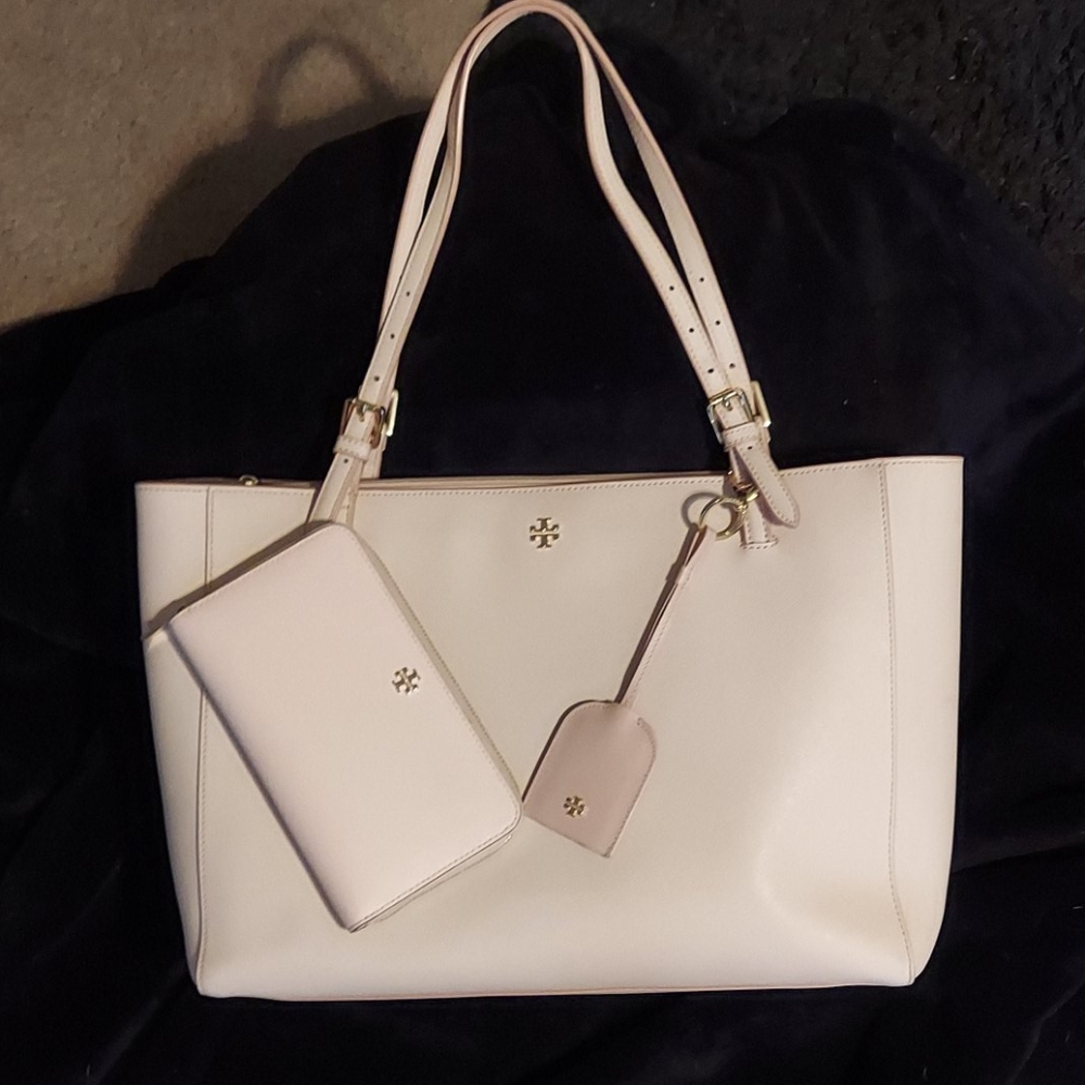 Tory Burch purse/wallet